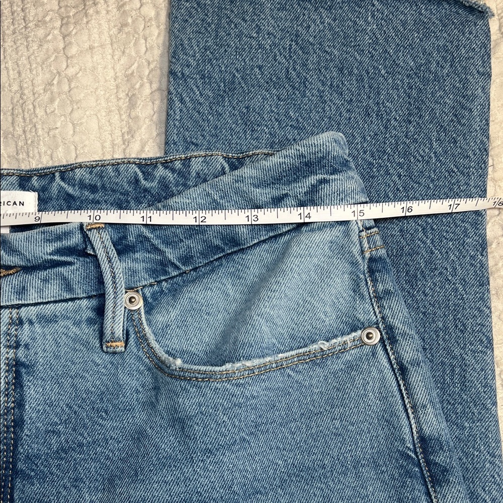 Good American Light Blue Straight Leg Jeans size 6/28 - Picture 5 of 12